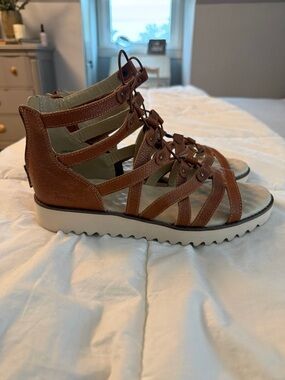 Jambu Women’s Brown Strappy Gladiator Sandals